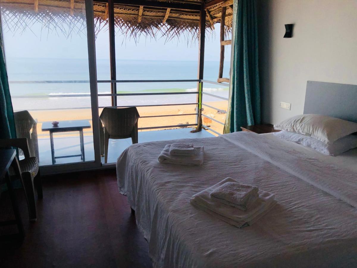 Agonda Beach Chalets Bagian luar foto