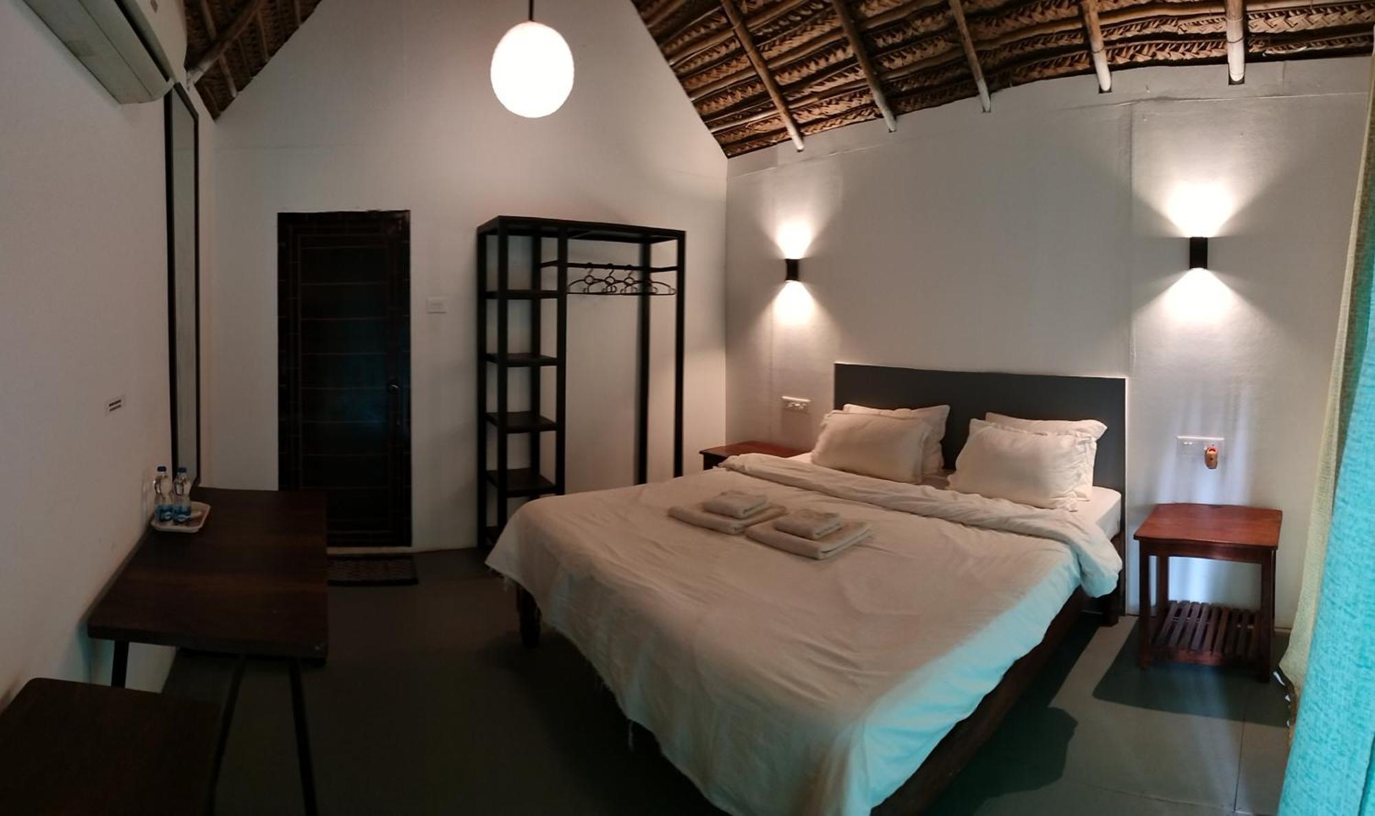 Agonda Beach Chalets Bagian luar foto
